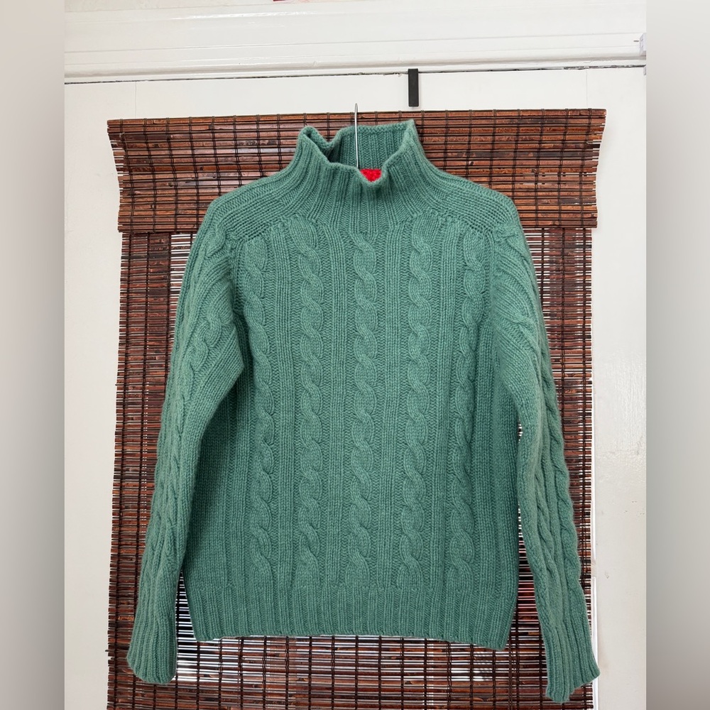 Harley Made in Scotland shetland Wool 100% cable knit sweater pristine cond L